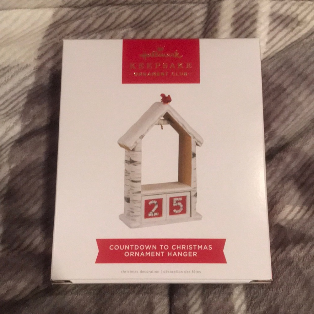 NWT Hallmark Countdown to Christmas Ornament Hanger